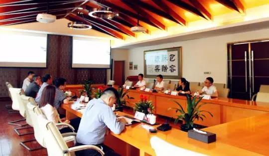 【動態(tài)新聞】湖北省聯(lián)合發(fā)展投資集團(tuán)及東湖高新領(lǐng)導(dǎo)一行到訪天堂硅谷