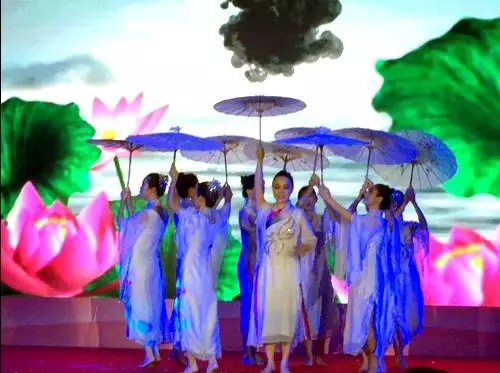 長(zhǎng)情陪伴 助力未來(lái)——硅谷天堂資產(chǎn)管理集團(tuán)舉行十周年員工大會(huì)